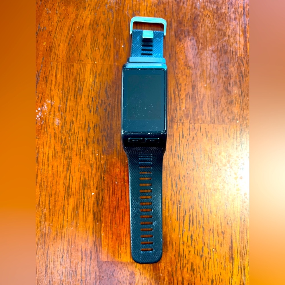 Garmin VivoActive HR gps watch
